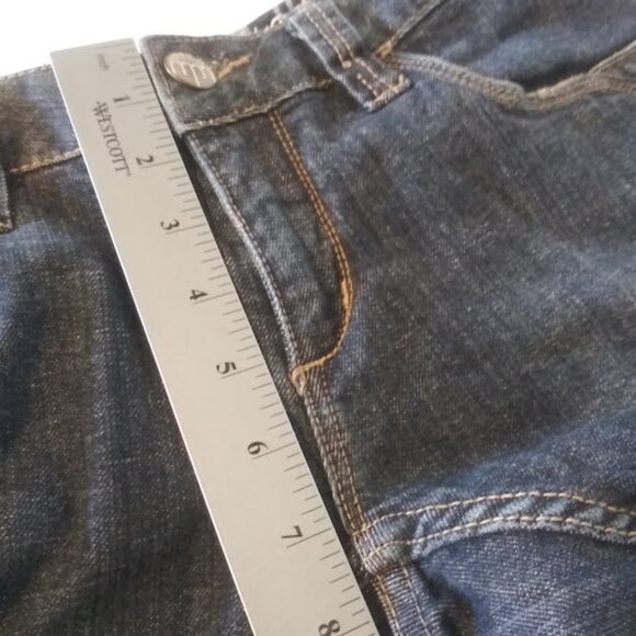 MaDame Jeans 1993 women's size 32 worn out & distressed jeans - Picture 8 of 16